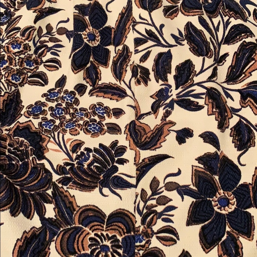 Size 8 fall colors pencil skirt from Anne Taylor